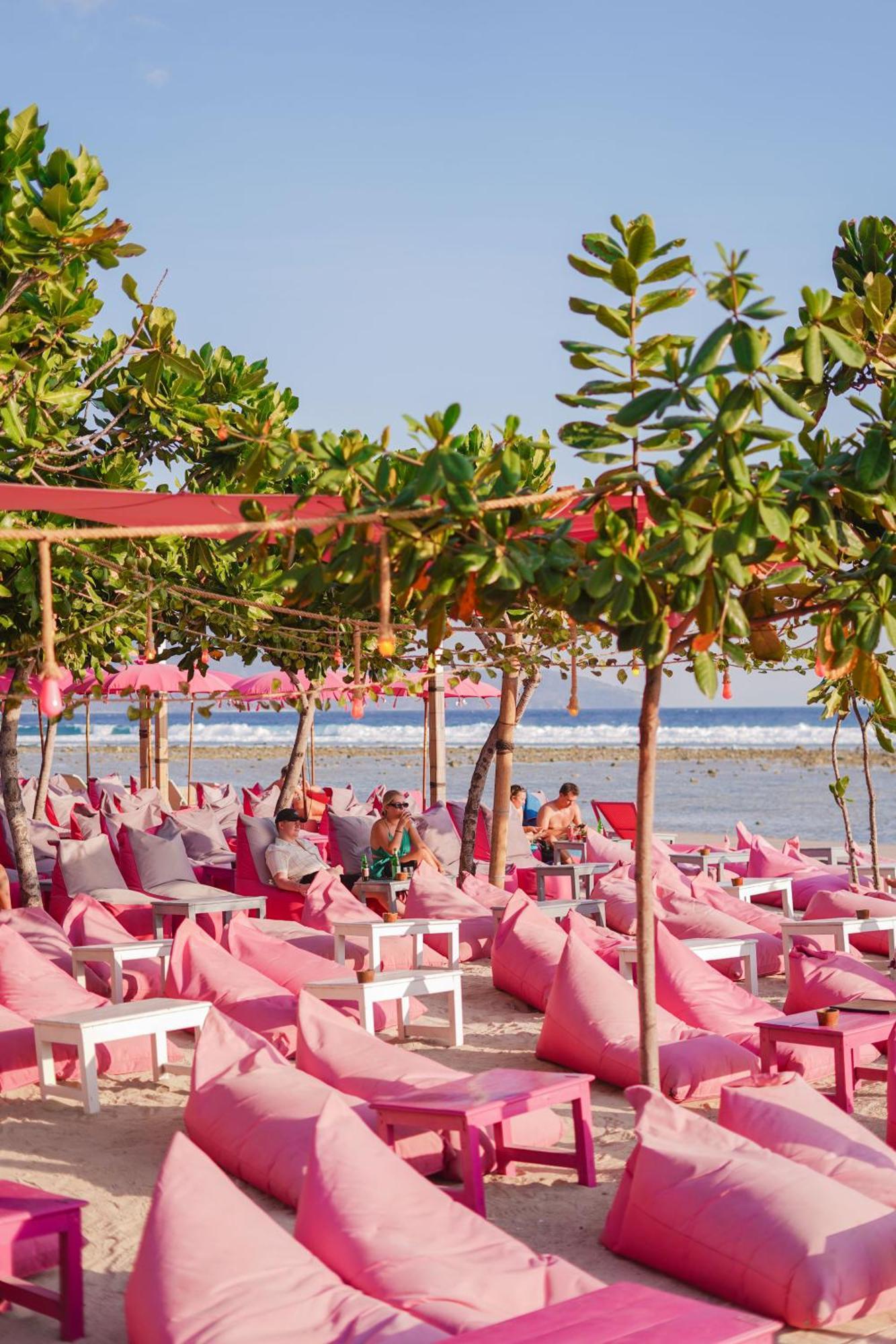 Hotel Pinkcoco Gili Trawangan - Constant Surprises - For Cool Adults Only Exterior foto
